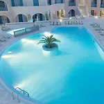 Aegean Plaza 4*