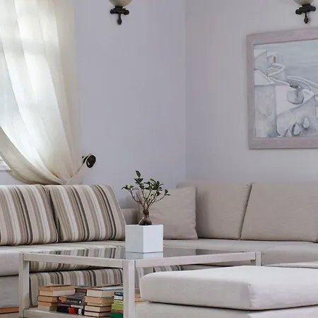 Aegean Plaza 4* Kamári