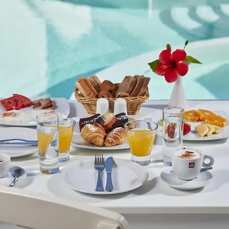 فندق إيجين بلازا Kamári