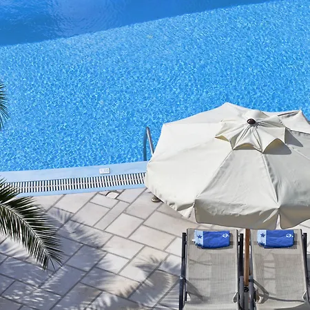 Aegean Plaza Kamári