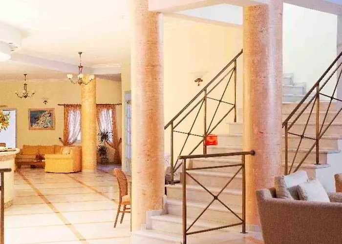 Aegean Plaza 4* Камари