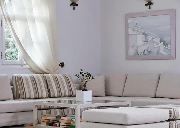 Aegean Plaza 4* Kamári