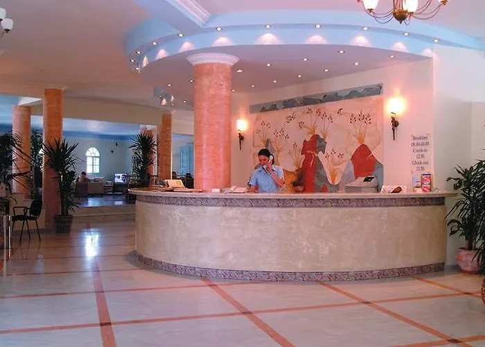 Отель Aegean Plaza