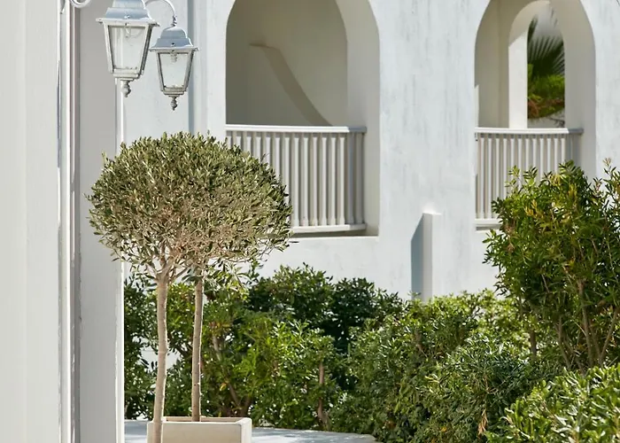 Aegean Plaza Hotell 4*