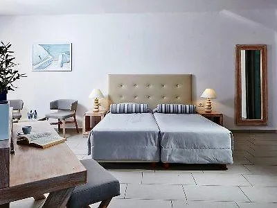 Aegean Plaza 4* Камари